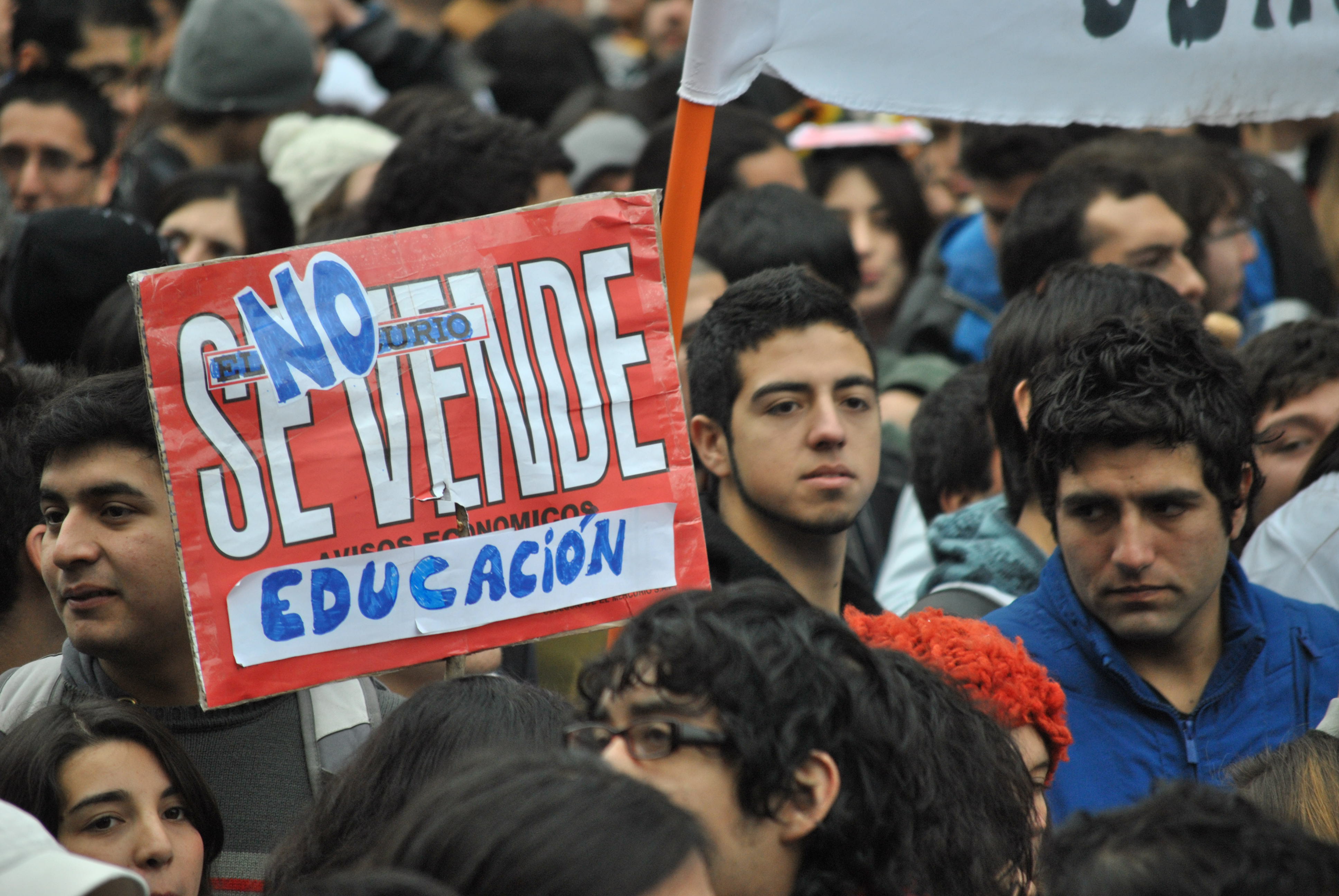 Movimiento estudiantil y social en Chile: Educación de calidad para todos y todas…¡ahora!